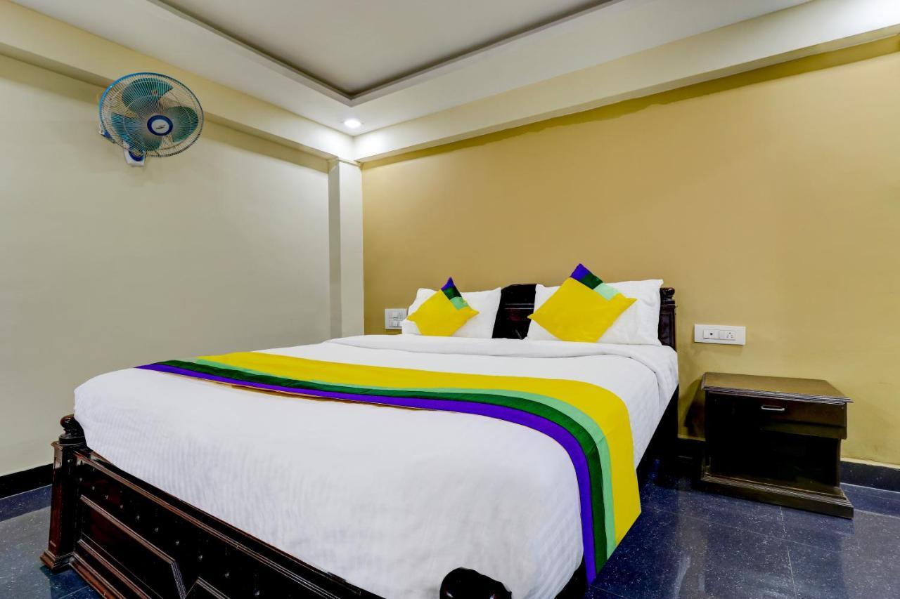 Itsy By Treebo - Hill View Hotel Madikeri Kültér fotó