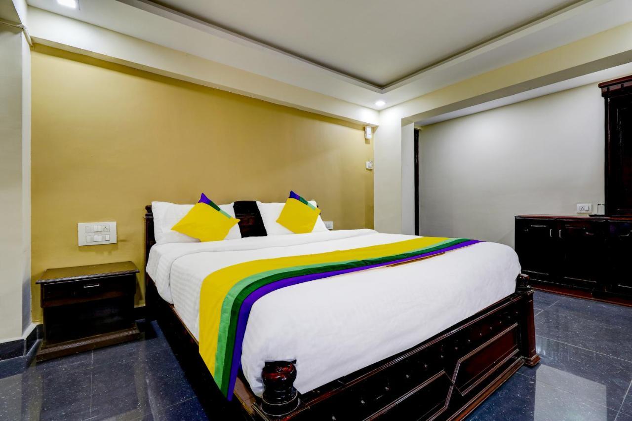 Itsy By Treebo - Hill View Hotel Madikeri Kültér fotó